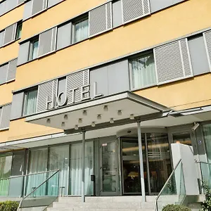 **** מלון Courtyard By Marriott Schoenbrunn אוסטריה