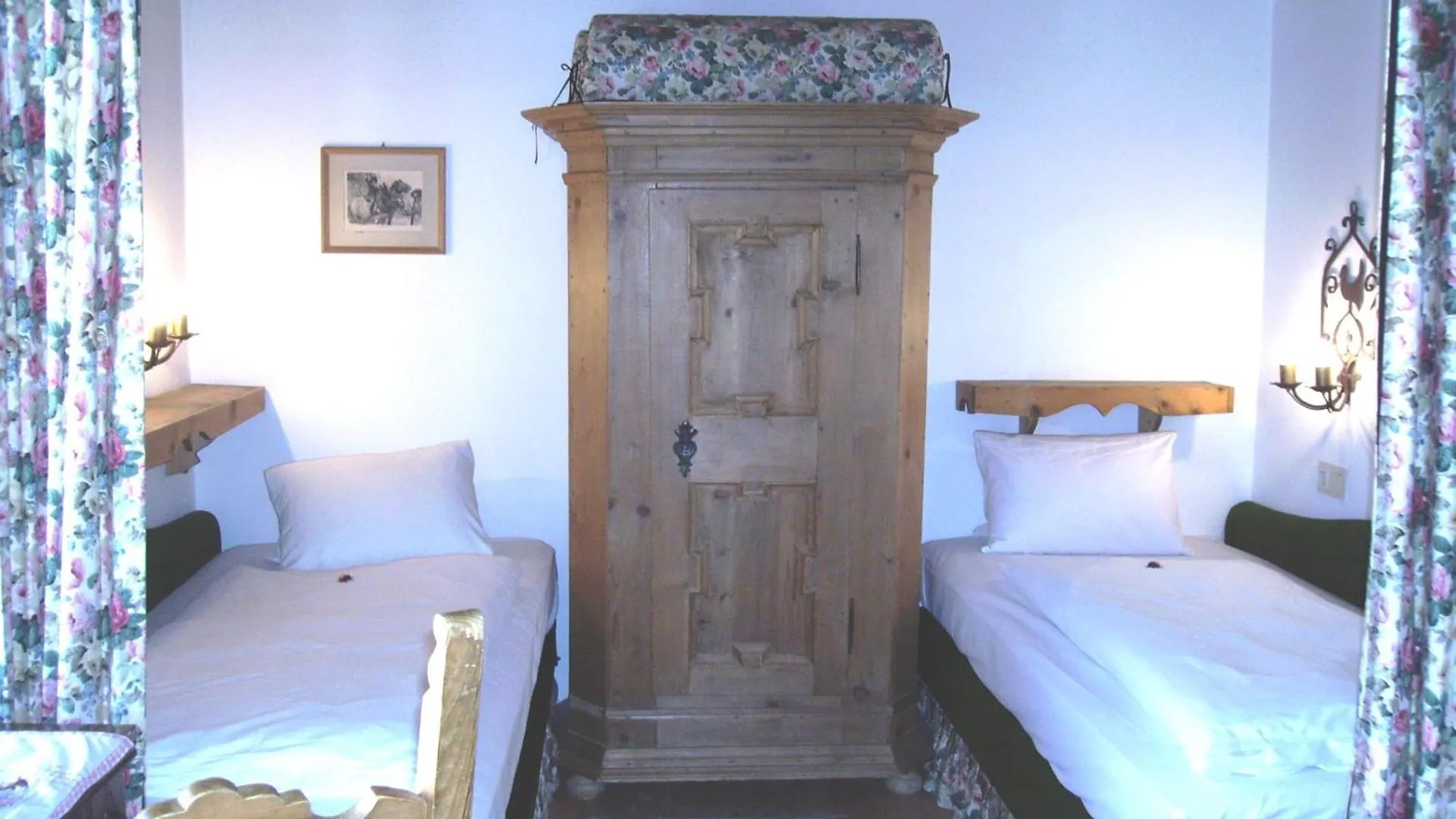 Alp Art Hotel גוצנס