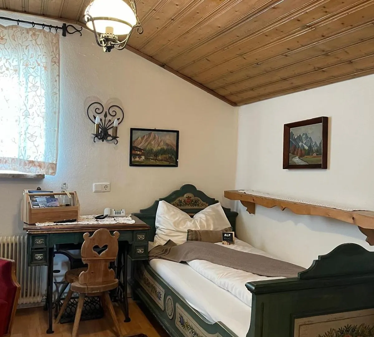 Alp Art Hotel גוצנס