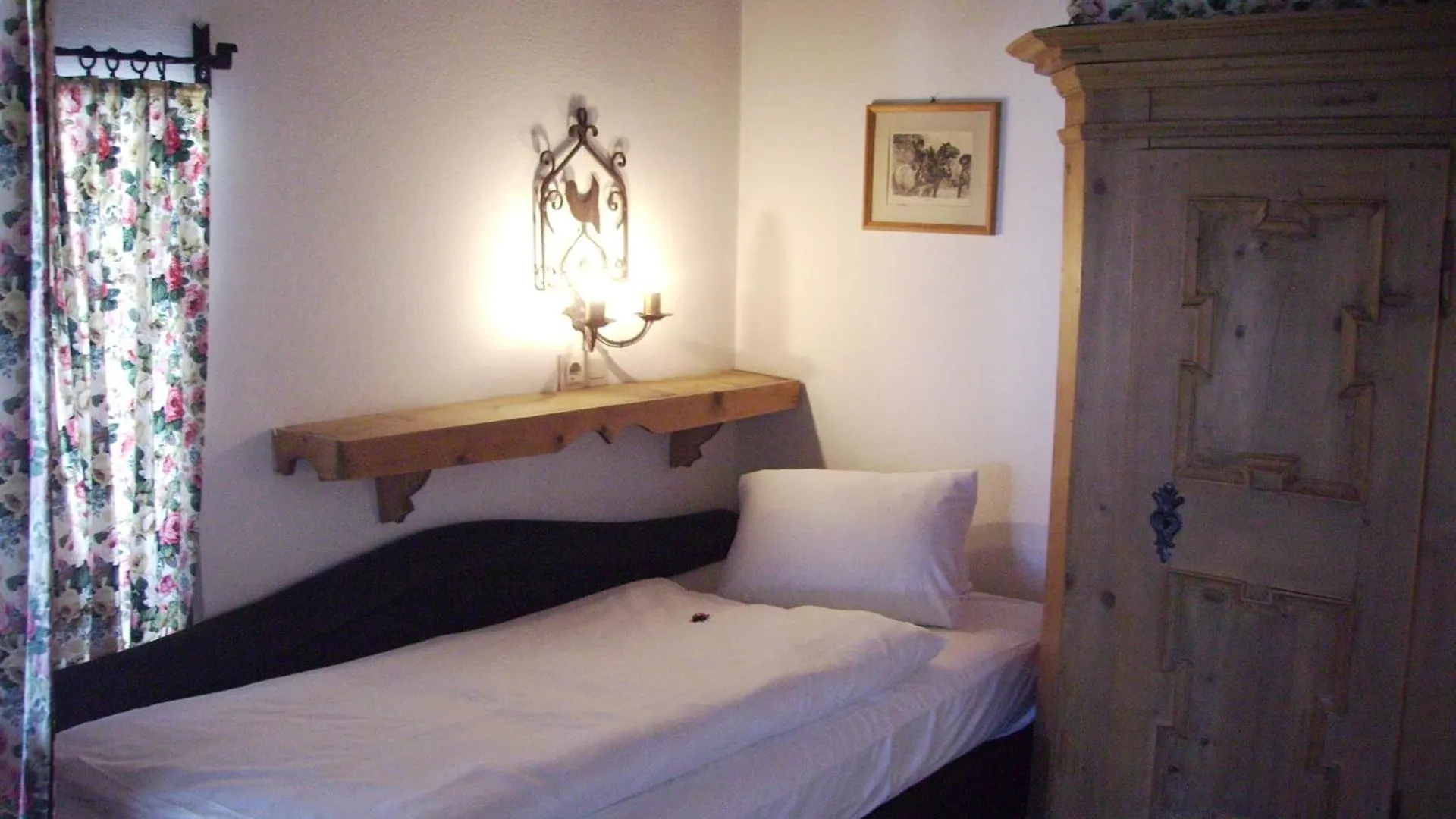 Alp Art Hotel Гётценс
